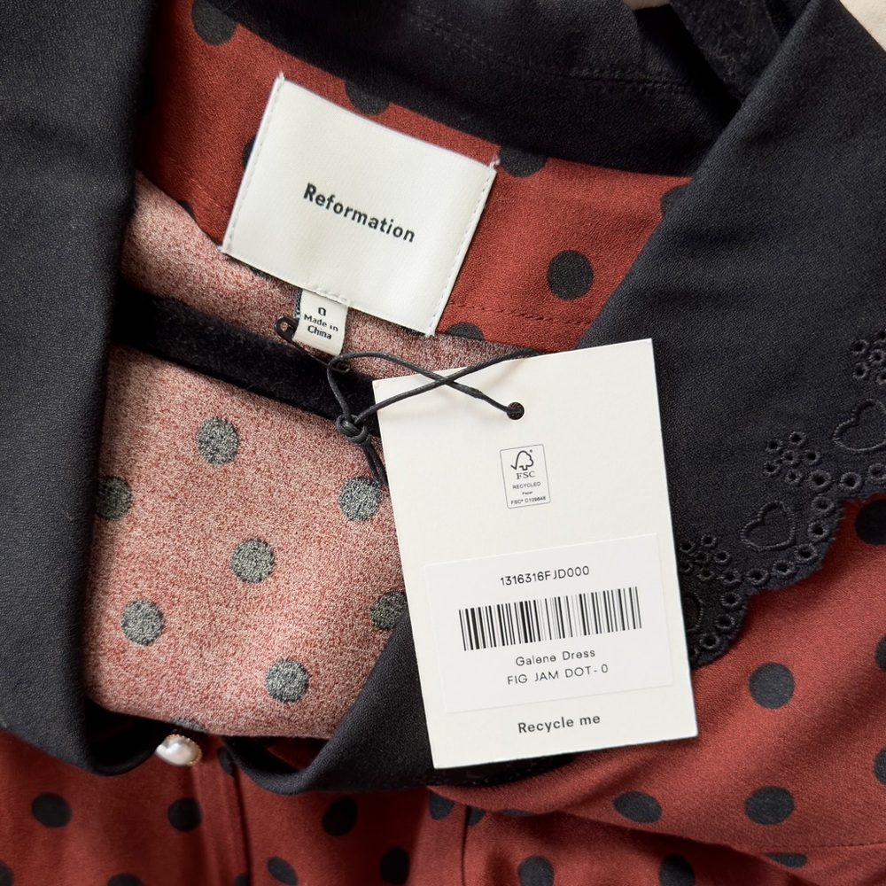 *NWT* Reformation Galene Dress Fig Jam Dot size 0 brand new with tags - Picture 4 of 7